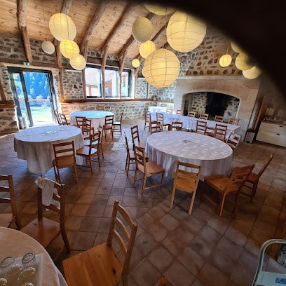 Lodge les jardins d'Espaladous, Restaurant à Saint-Pierre-Eynac