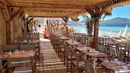 Le 10 Plage - restaurant, plage privée, Restaurant à Saint-Cyr-sur-Mer
