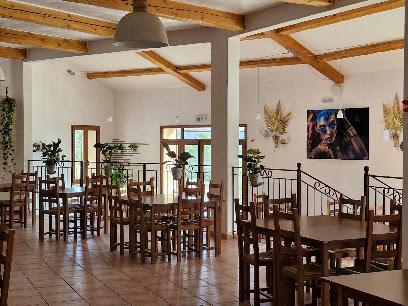 La Table Du Petit Chef - À La Campagne De Pêtre, Restaurant à Entrevennes