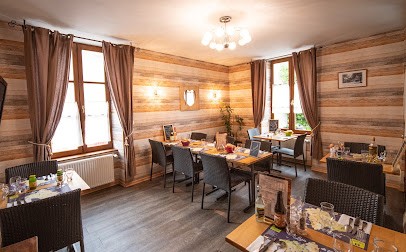 Restaurant LOGIS Les Coudercous, Restaurant à Saint-Chély-d'Aubrac