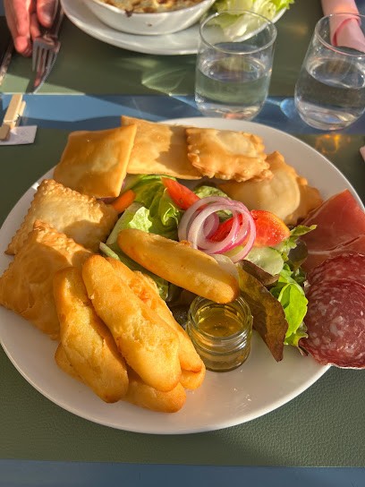 sur le tout, Restaurant à La Chapelle-en-Valgaudémar