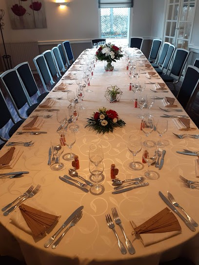 Auberge Des Tilleuls, Restaurant à Bais