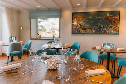 Les Trois Rochers, Restaurant à Combrit