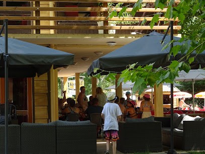 Restaurant Le Val Fleuri, Restaurant à Cloyes-les-Trois-Rivières