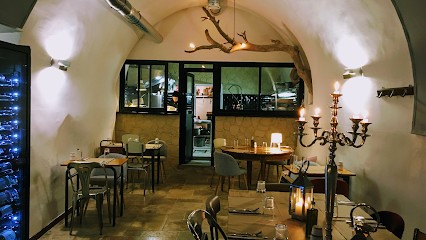 Ma Nine, Restaurant à Forcalquier