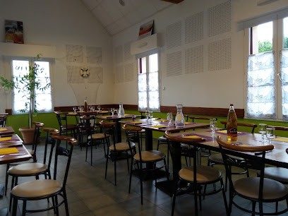 au fil de l'eau, Restaurant à Villamée