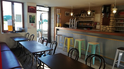 Auberge Les Voyageurs, Restaurant à Champagnac-de-Belair
