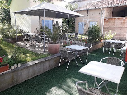 Le Corto, Restaurant à Savigny-Lévescault