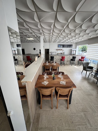 Kardelen Kebab, Restaurant à Scaër