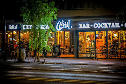 Brasserie Pizzeria Le Central St Aygulf Restaurant à Fréjus