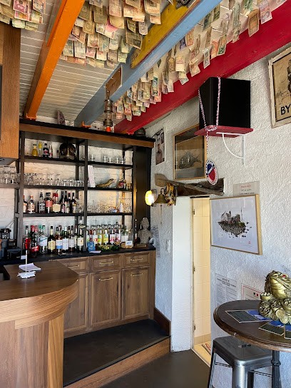 Chez Charlemagne, Restaurant à Île-aux-Moines