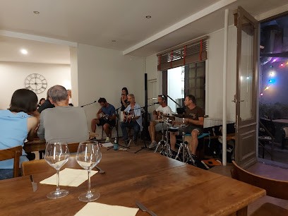 Le Bistrot Des Soyeux, Restaurant à Jujurieux