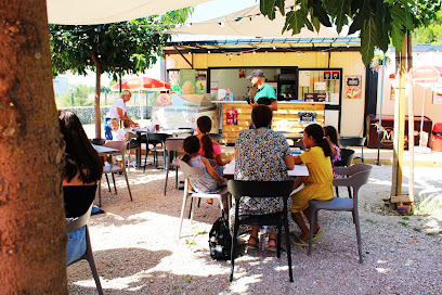 Lou Cabalac Restaurant à Cabannes
