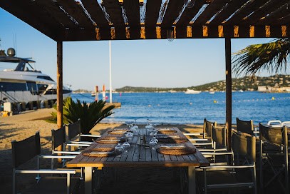Grimaud Beach, Restaurant à Grimaud