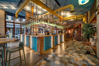 Mos Pub Mercière - Bar À Bières, Cocktails & Brasserie Restaurant à Lyon 02