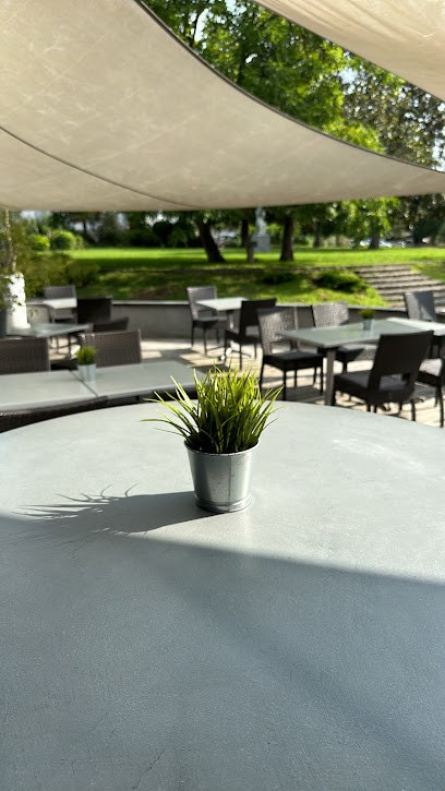 Le Loft Café, Restaurant à Oloron-Sainte-Marie
