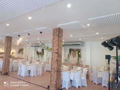 La Manade Du Joncas, Restaurant à Saint-André-d'Olérargues