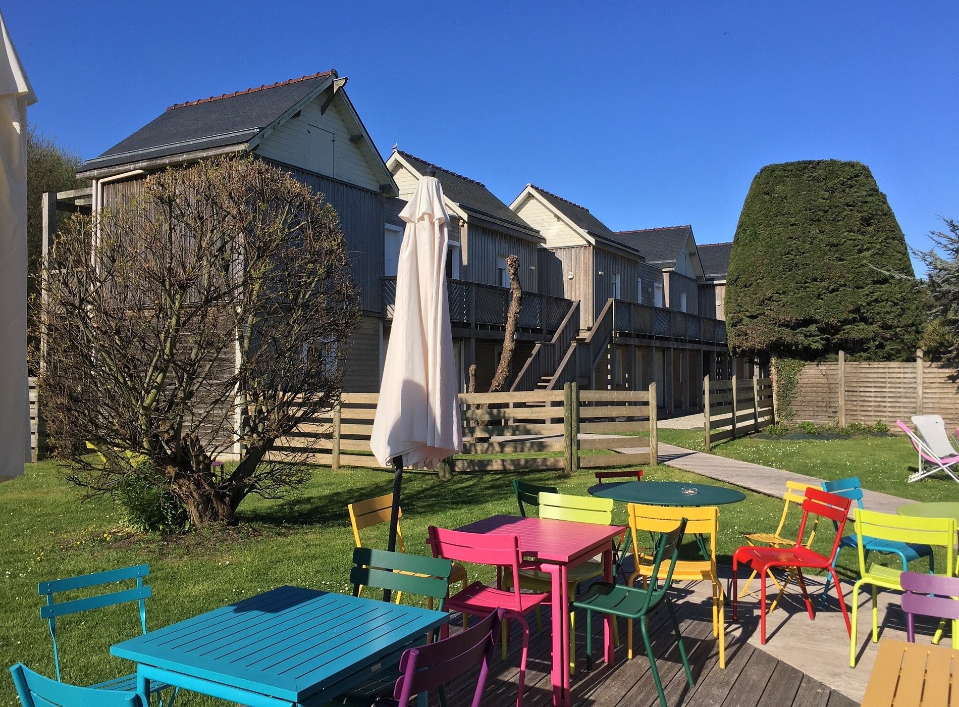 La Sapinière, Restaurant à Saint-Laurent-sur-Mer