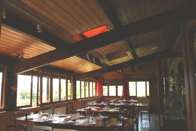 Domaine Du Rocher St-Loup - Ferme-Auberge & Ranch Restaurant à Vif