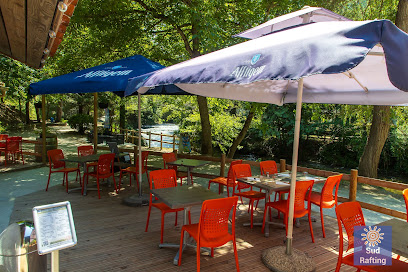 Guinguette Des Gorges Restaurant à Axat
