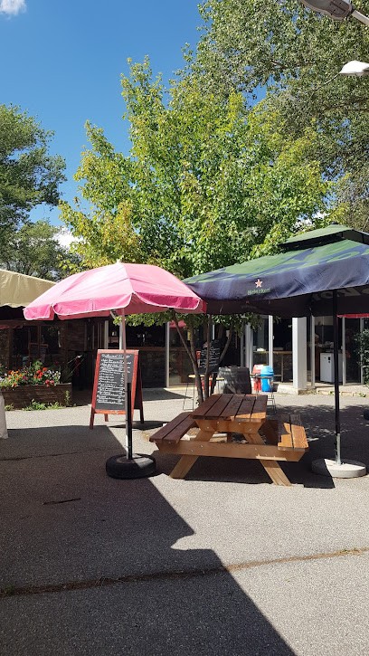 El Lago, Restaurant à Eygliers