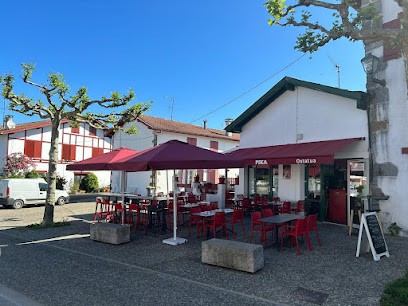 PIKA Ostatua, Restaurant à Espelette