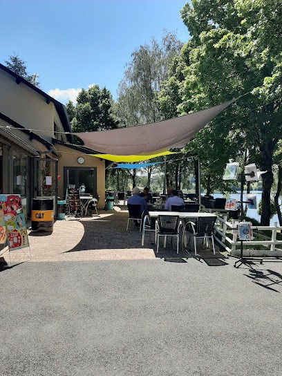 Restaurant Le Relais Du Lac, Restaurant à Saint-Symphorien-de-Thénières