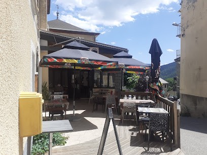 Ma'Zine village, Restaurant à Seyne