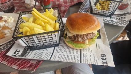Le Snack Des Neiges, Restaurant à Courchevel
