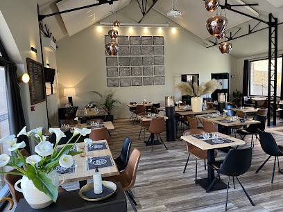 La Cour de l'Ermitage, Restaurant à Nesle