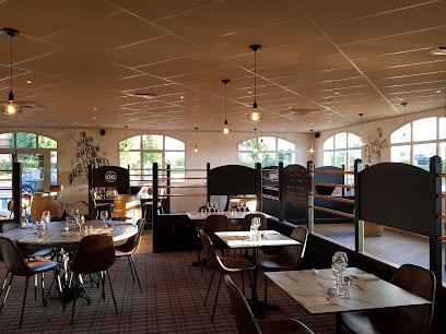Brasserie le QG, Restaurant à Savigneux