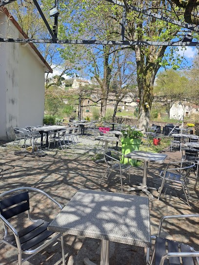 Auberge de l'Isle (Vendée ), Restaurant à Bazoges-en-Paillers