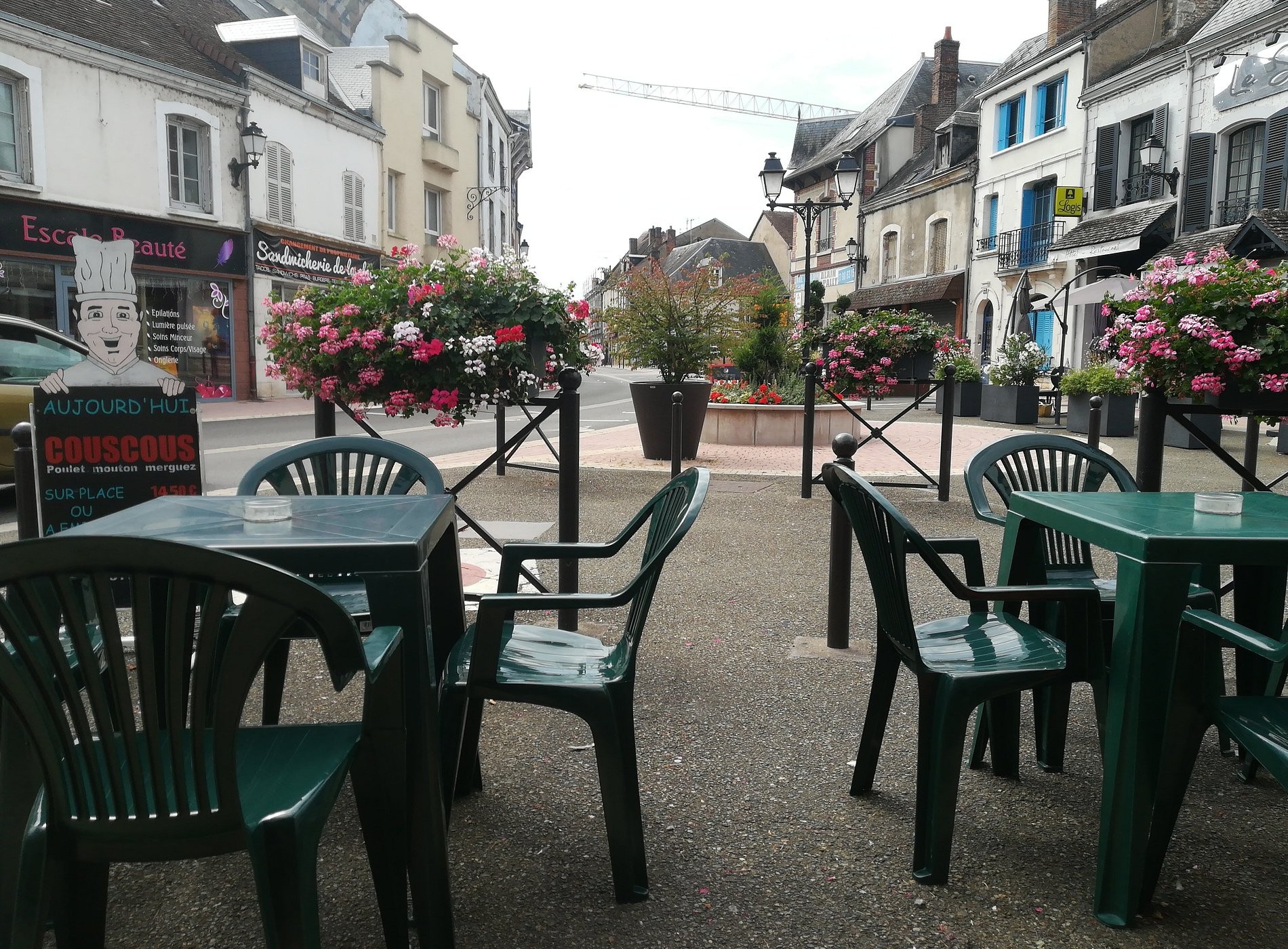 Au Bon Coin, Restaurant à Cloyes-les-Trois-Rivières
