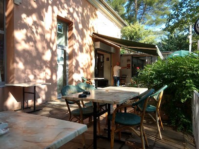 Le Bouche-à-oreilles, Restaurant à Meyreuil