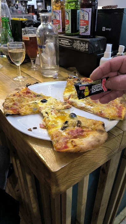 Le bistrot de la gare chez mika. Pizzeria restaurant ️, Restaurant au Pont-de-Beauvoisin