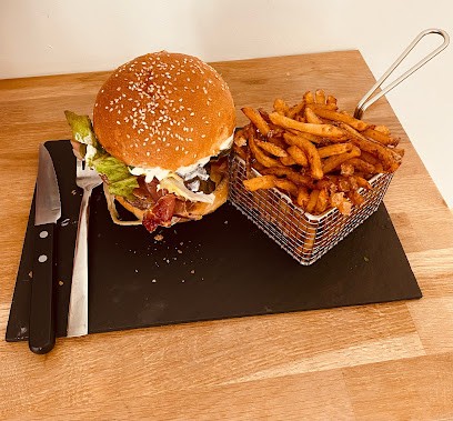 Trinquet Dufourg, Restaurant à Bassussarry