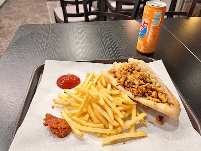 Le Bosphore, Restaurant à Louvres