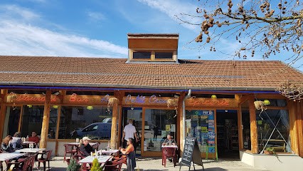 Au Petit Creux, Restaurant à La Rivière