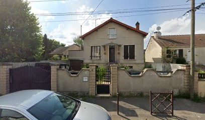 La Maison De Fer, Restaurant à Coubron