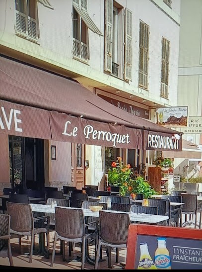 Le Perroquet Restaurant Bar, Restaurant à Saint-André-de-la-Roche