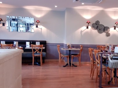 L' Anacapri, Restaurant au Hom