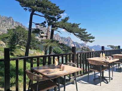 Les Aiguilles De Bavella, Restaurant à Zonza