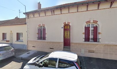 Claude Cousteau, Restaurant à Montluçon