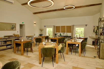 Maison Aréni Restaurant à Mazan