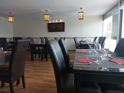 Ô Vietnam, Restaurant à Plouvorn