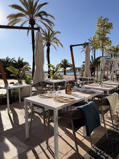 Eventail Plage Restaurant à Menton