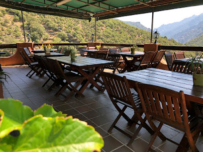 Hotel Restaurant Boutique Acropole Corse Restaurant à Asco