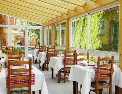Restaurant la behine, Restaurant au Bonhomme