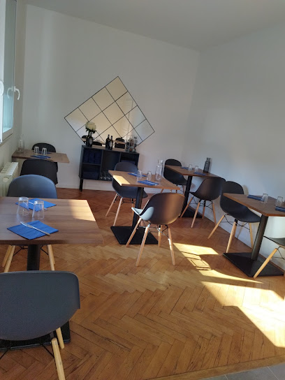 A La Bonne Table Restaurant à Vensac