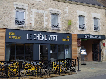 Logis Hôtel Le Chêne Vert Restaurant à Savenay